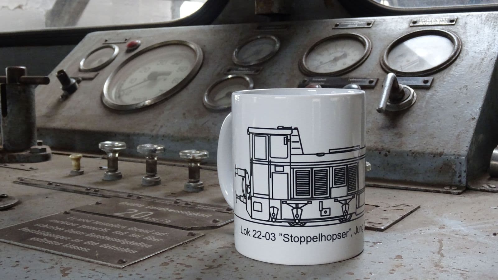 Tasse Diesellok 22-03